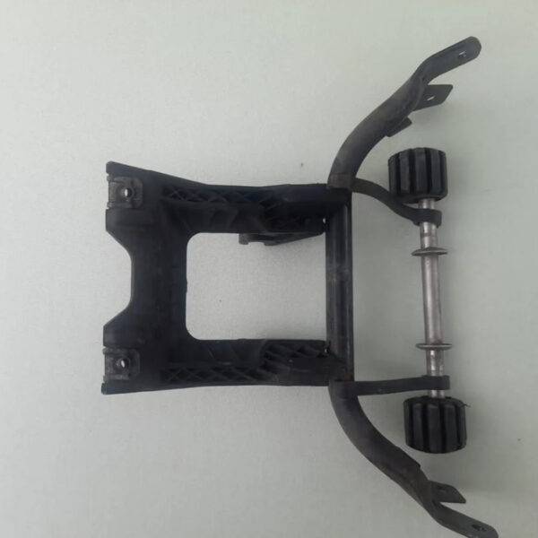 Держатель для сидения 2006 год