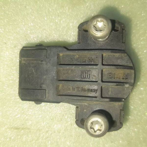 Датчик дроссельной заслонки 2006 год