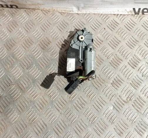 Механизм регулировки ветрового стекла 2006 год