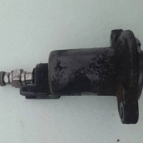 Исполнительный цилиндр сцепления 2006 год