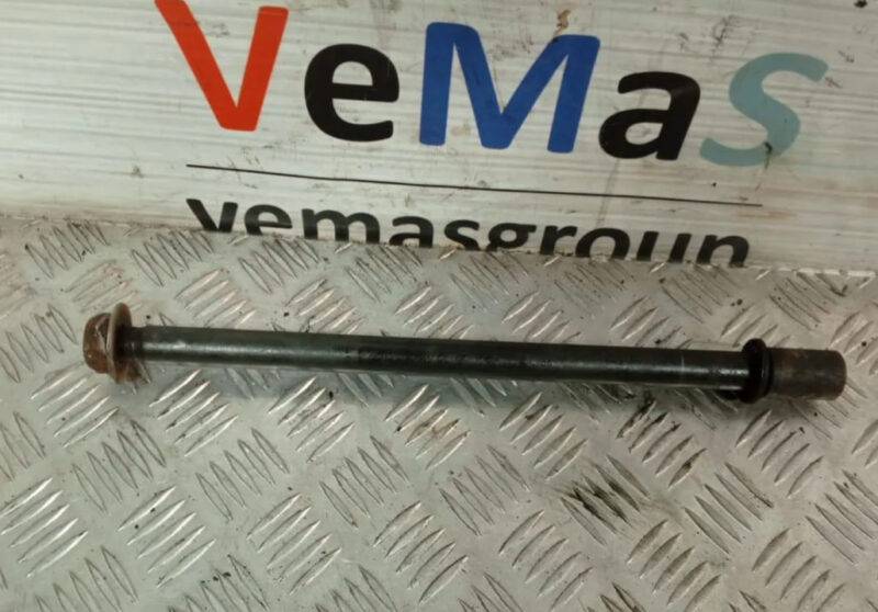 Ось заднего колеса