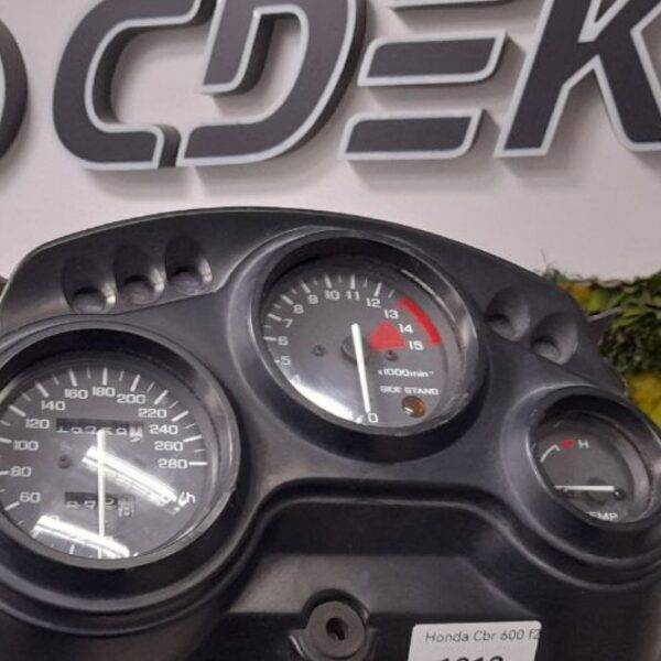 Приборная панель Honda CBR 600 F2