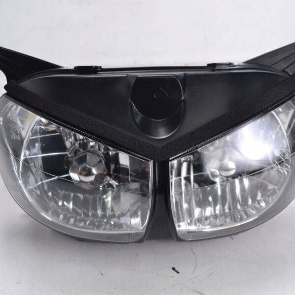 Передняя фара 2014 год