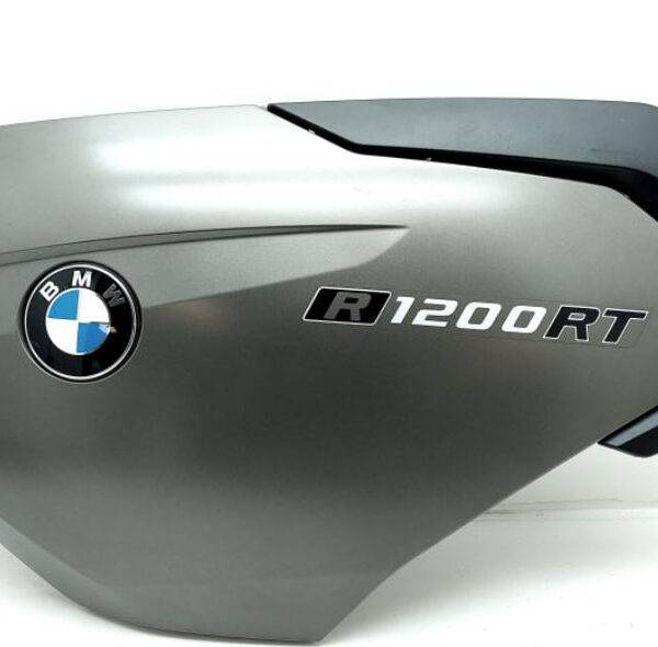 Левый верхний боковой обтекатель 2010 год