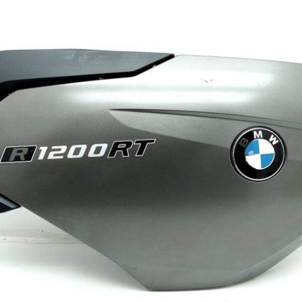 Правый верхний боковой обтекатель 2010 год