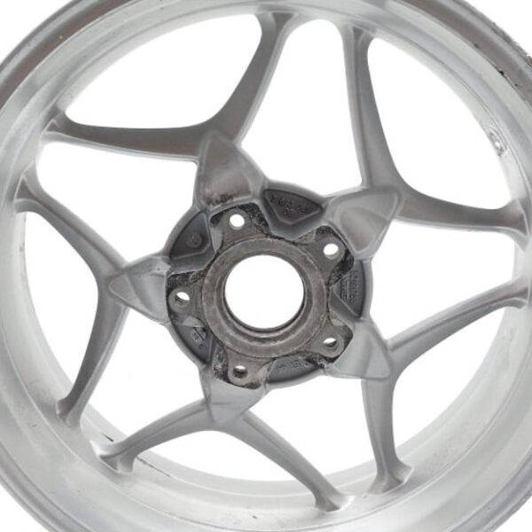 Заднее колесо 2011 год