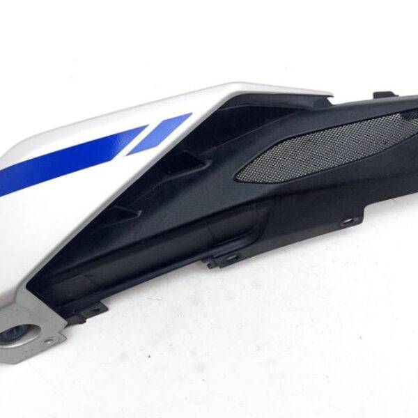 Левый боковой обтекатель 2017 год