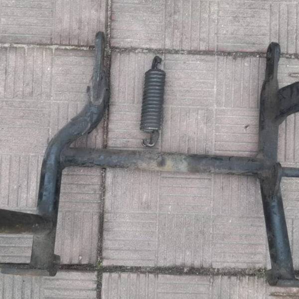 Подножка центральная