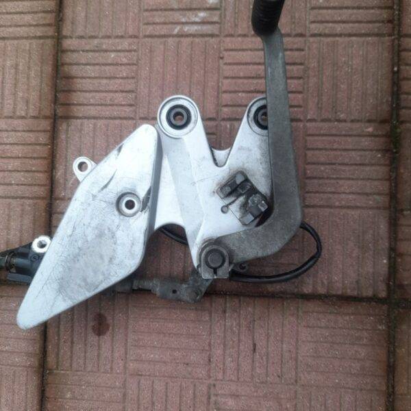 Подножка правая