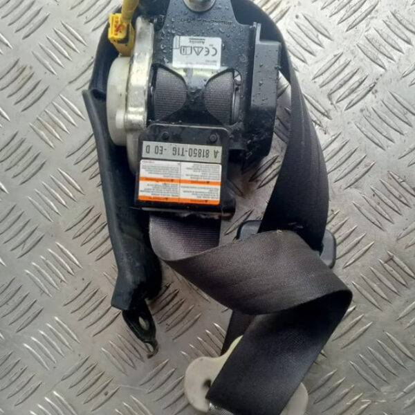 Ремень безопасности передний левый