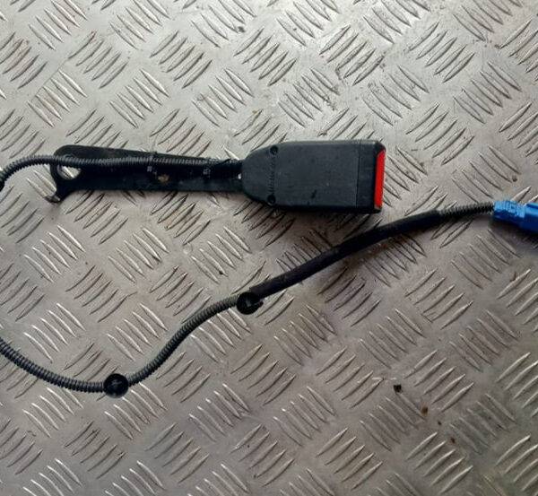 Замок ремня (перед, зад, право, лево)