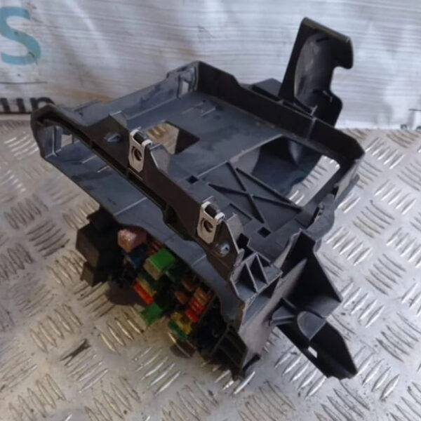 Блок предохранителей