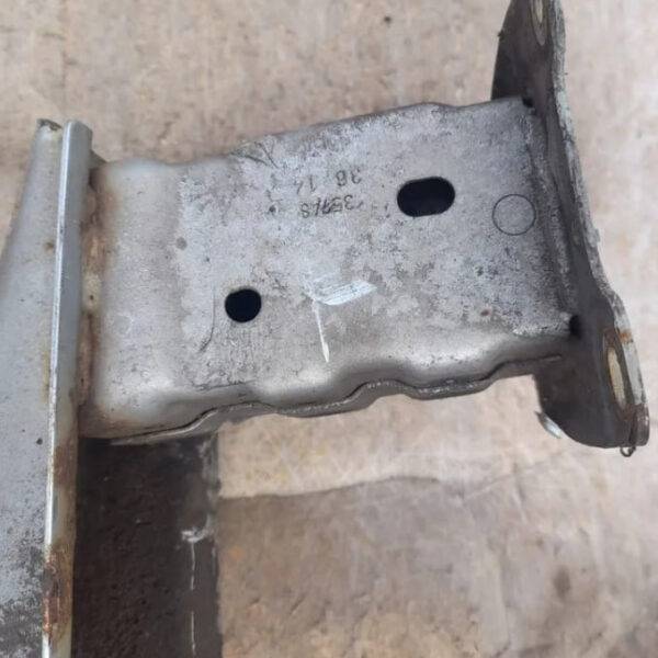 Усилитель бампера перед