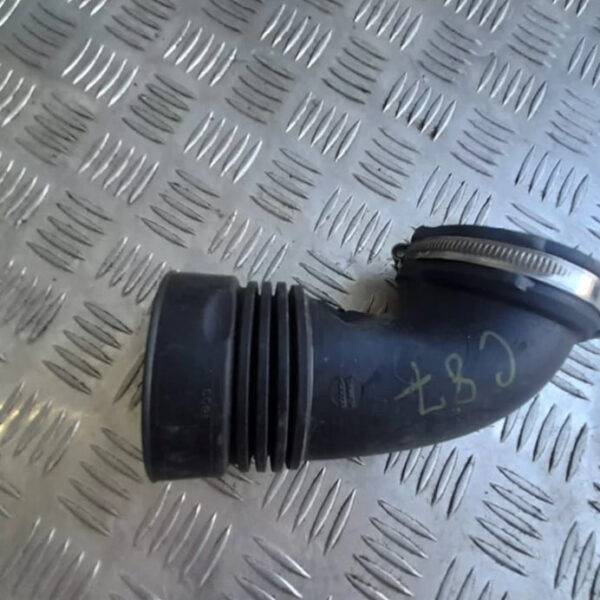 Патрубок воздушного фильтра