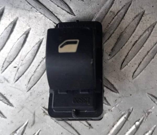 Кнопка подъёма стекла