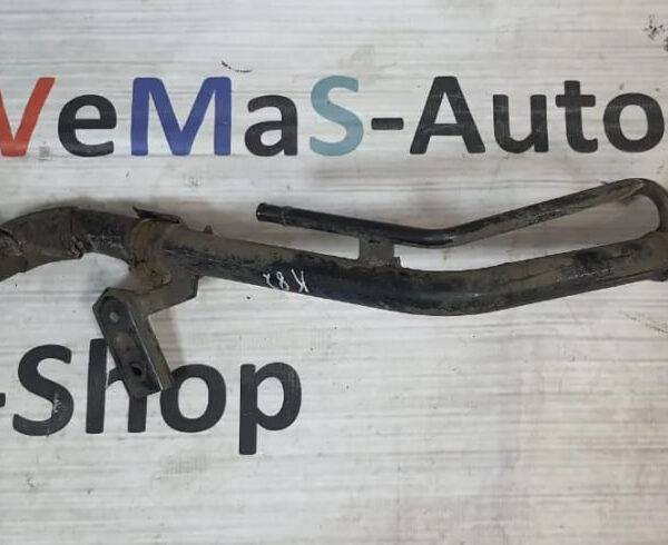 Горловина топливного бака