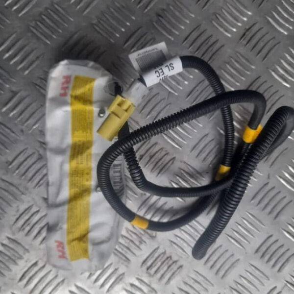 Подушка сидения (правая/левая)