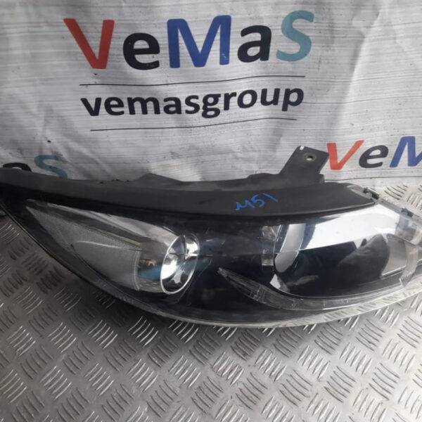 Фара передняя правая